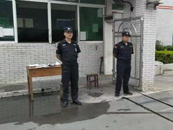 得安保安遇到緊急事件，臨危不亂!